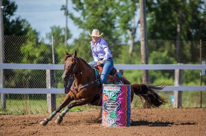 Kali Wright barrel racing competition